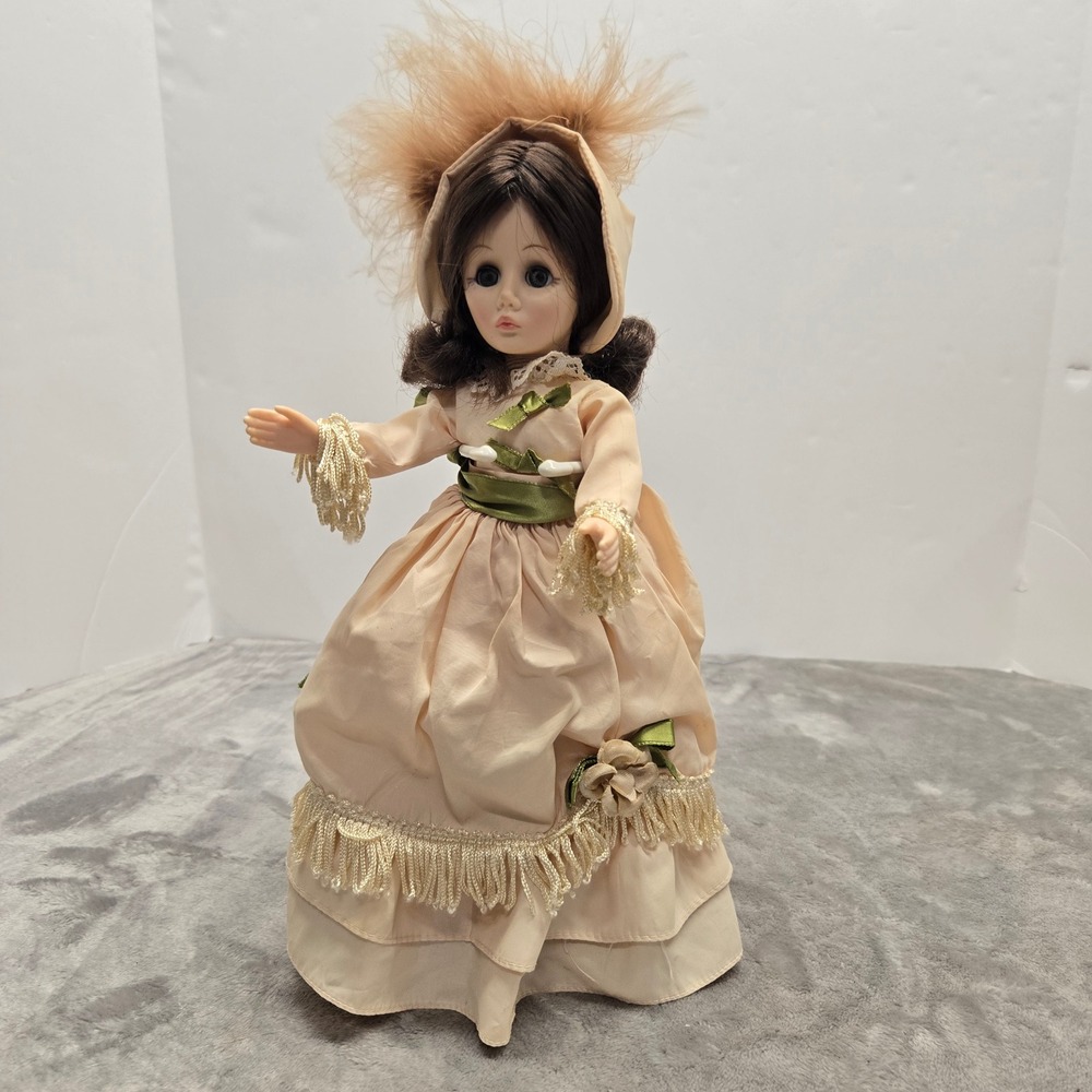 Effanbee Grandes Dames Francoise 11 Inch Doll Peach Victorian Gown Vintage USA